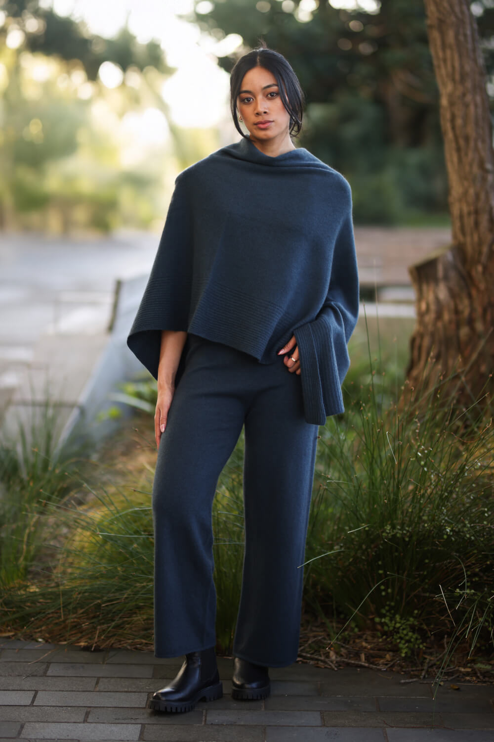 ポンチョ - メリノ、ポッサム、アルパカ、カシミア |カペカ